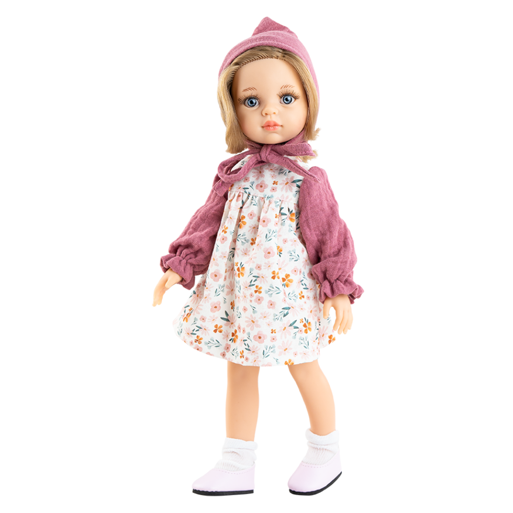 Carla in Flower Dress and Hat (Las Amigas)