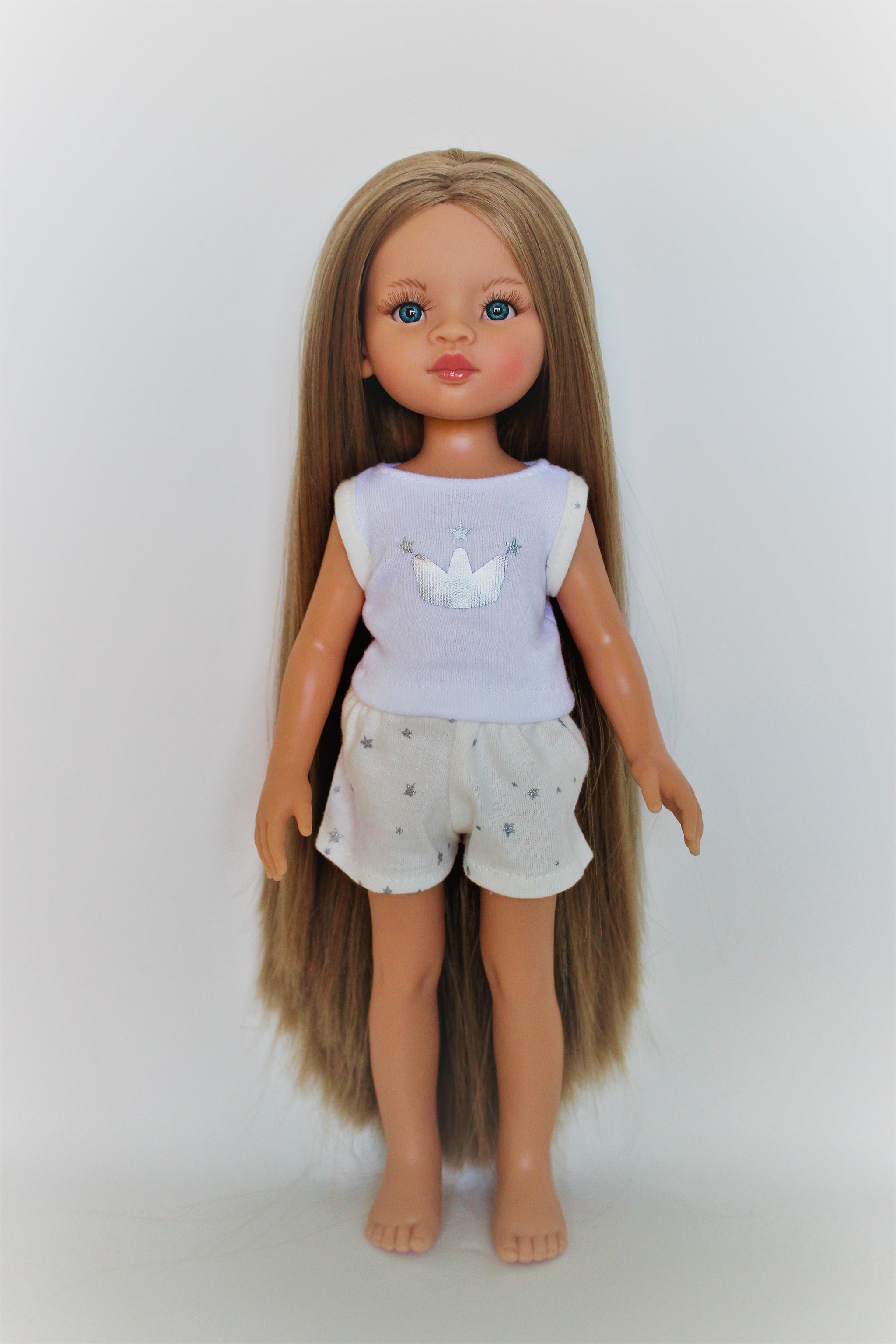 Paola Reina 人形とニットの服のセット Dolls in Pajamas (Las Amigas) – Paola Reina USA