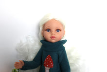 Load image into Gallery viewer, Articulated Cecile in Winter Outfit (Las Amigas Paola Reina)
